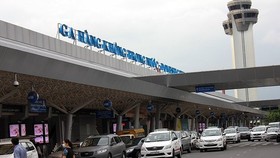 Sẽ không thu tiền ô tô vào cảng hàng không đón trả khách