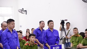 Hoãn xử trùm bảo kê chợ Long Biên Hưng “kính”