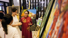 Đấu giá hơn 100 bức tranh ủng hộ quỹ “Chung tay trồng rừng Việt Nam”