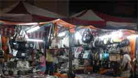 A Short tour around Ben Thanh Night market