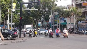 Cần chế tài mạnh hành vi chống người thi hành công vụ