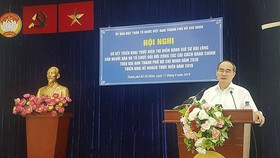 Bí thư Thành ủy TPHCM Nguyễn Thiện Nhân phát biểu tại hội nghị