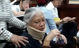 Hoãn phiên tòa vì hai cựu lãnh đạo ngân hàng đau đầu, đau bụng, chóng mặt