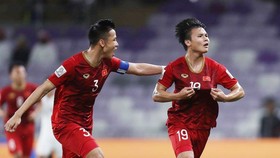 Việt Nam - Yemen 2-0: Quang Hải tái lập siêu phẩm, Quế Ngọc Hải ấn định chiến thắng