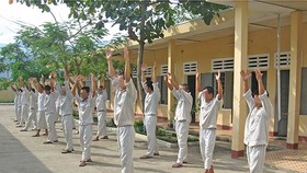 Hạn chế, đẩy lùi HIV