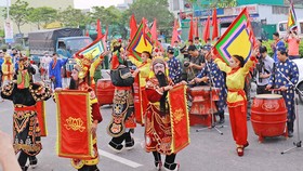 Đà Nẵng trao bằng chứng nhận Di sản Văn hóa phi vật thể quốc gia cho Lễ hội Cầu ngư