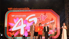 Vietnamobile giới thiệu “Siêu Thánh UP”