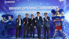 Khai trương Samsung Customer Contact Center 24/7