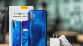 Nguyên bộ Realme 5