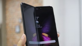 Galaxy Fold phiên bản thương mại đầu tiên tại Viêt Nam