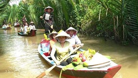 “Bốc thuốc” đưa du lịch đồng bằng sông Cửu Long tăng tốc
