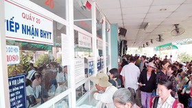 Chất chồng nỗi lo tăng giá dịch vụ y tế