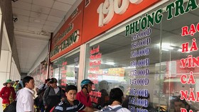 Public transport operators increase fares on Tet holidays