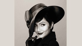 H’Hen Nie shares her vintage black-and-white photographs