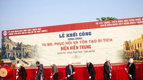 Groundbreaking ceremony of construction of Kien Trung Palace in the Hue Imperial Citadel (Photo: Sggp)