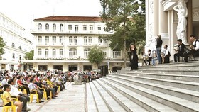An outdoor concert in the municipal Opera House