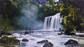 Kon Lok Waterfall, one of the most beautiful tourist spots in Kbang District, the Central Highlands province of Gia Lai (Photo: dulichpleiku.gialai.gov.vn)
