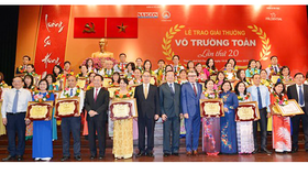 Giải thưởng Võ Trường Toản lần thứ 20 năm 2017: Tôn vinh 40 thầy, cô giáo tiêu biểu của TPHCM