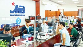 Sóng gió mùa ĐHCĐ 2017 (K3): Nan giải tín dụng, nợ xấu