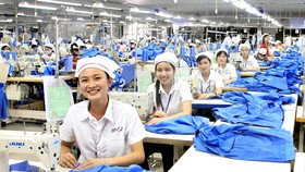 Tăng lương tối thiểu cần cái nhìn đa chiều