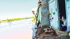 Chậm xây kè, dân thấp thỏm