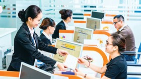 Đẩy tín dụng lên 21%: Kích tăng trưởng, kiểm soát dòng vốn