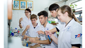 Cú hích từ thí điểm tự chủ đại học