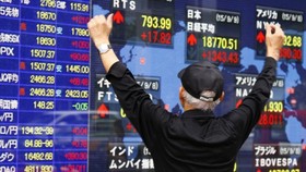 Chứng khoán Tokyo đánh dấu chuỗi tăng điểm dài nhất trong 57 năm