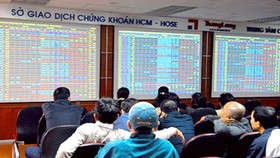 Petrolimex bất ngờ tăng mạnh trong phiên chào sàn