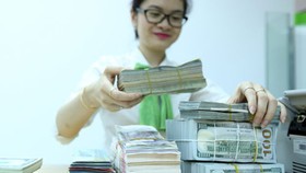 Giá USD tại ngân hàng không biến động