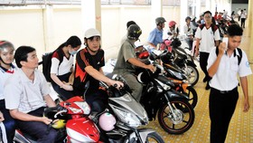 Nhiều giải pháp đảm bảo giao thông khu vực trường học