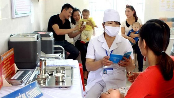 Tiêm chủng cho trẻ giúp phòng tránh nguy cơ bị bại liệt