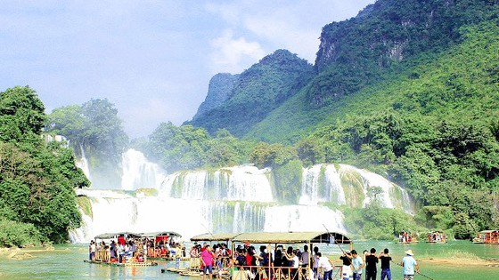 Thận trọng mua tour dịp tết