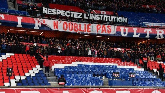 Balotelli thua trận, nhưng PSG chìm trong nỗi buồn