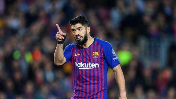 Barca thua, Luis Suarez bị nghi ngờ vì… cố tình trốn việc