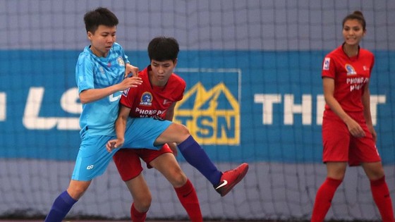 Trận Thái Sơn Nam Quận 8 gặp Phong Phú Hà Nam. Ảnh: Dư Hải