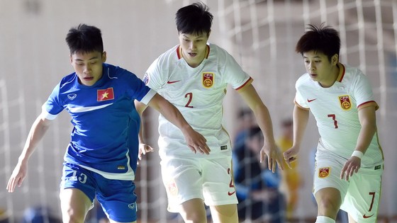 Hai đội Việt Nam và Trung Quốc trong lần gặp nhau trước giải vô địch châu Á 2016 tại Uzbekistan