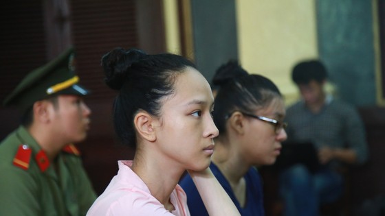 Bị cáo Trương Hồ Phương Nga tại phiên tòa sáng 23-6