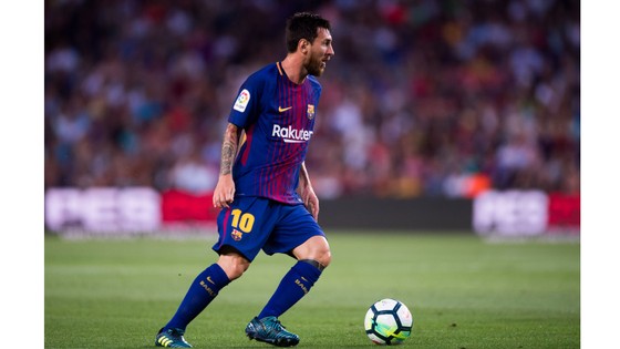 Tương lai Barca phụ thuộc vào Messi.