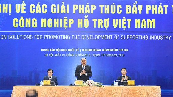 Thủ tướng Nguyễn Xuân Phúc chủ trì Hội nghị. Ảnh: VGP