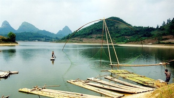 A river in Bac Son district, Lang Son province (Photo: VNA)