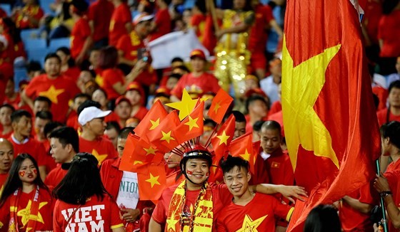 VNA increases 14 flights for football fans in return leg final of AFF Cup