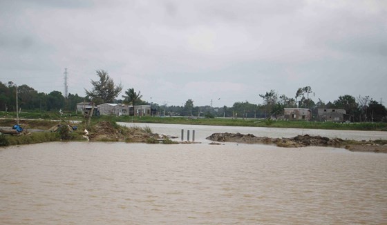 Heavy downpours and flooding seriously devastate central region