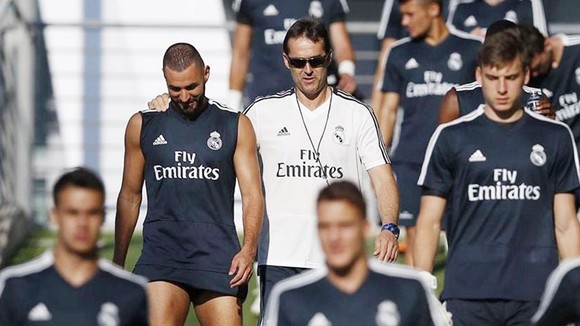 Benzema đang nhận được sự ủng hộ từ HLV Lopetegui nên rất khó ra đi. Ảnh AS