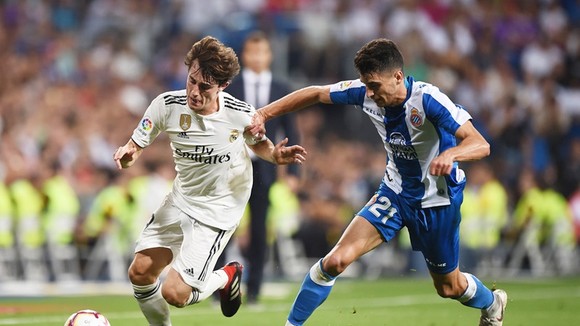 Real gặp không ít khó khăn với Espanyol. Ảnh Getty Images.