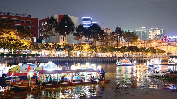 Bến thuyền Thị Nghè - du lịch trên kênh Nhiêu Lộc- một tour mới lạ và độc đáo chỉ duy nhất có tại TPHCM. Ảnh: VIỆT DŨNG