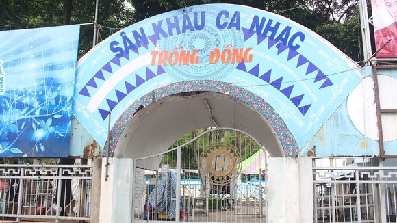 Sân khấu Trống Đồng - một trong những nơi được dự định xây dựng bãi xe ngầm của TP.HCM.
