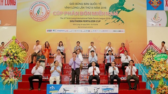 Giải đã đón nhận sự quan tâm của lãnh đạo Tỉnh cùng đông đảo người hâm mộ. Ảnh: DƯƠNG THU