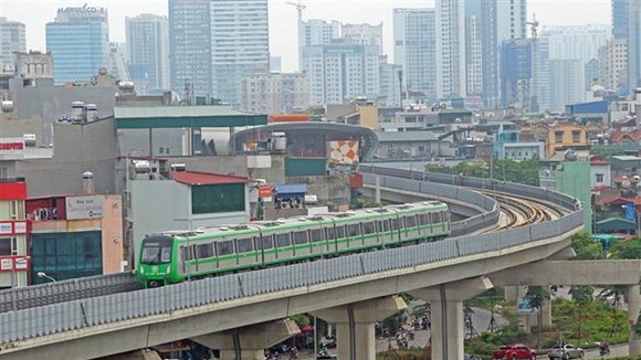 A train during the trial operation (Photo: VNA)