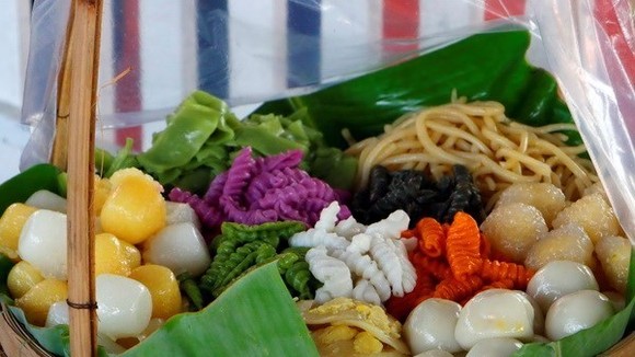 The 8th annual Southern Traditional Cakes Festival will take place in the Mekong Delta city of Can Tho from April 12-16. (Photo: VNA)